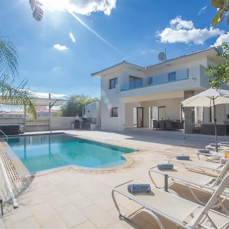 Demetra Villa Agia Napa